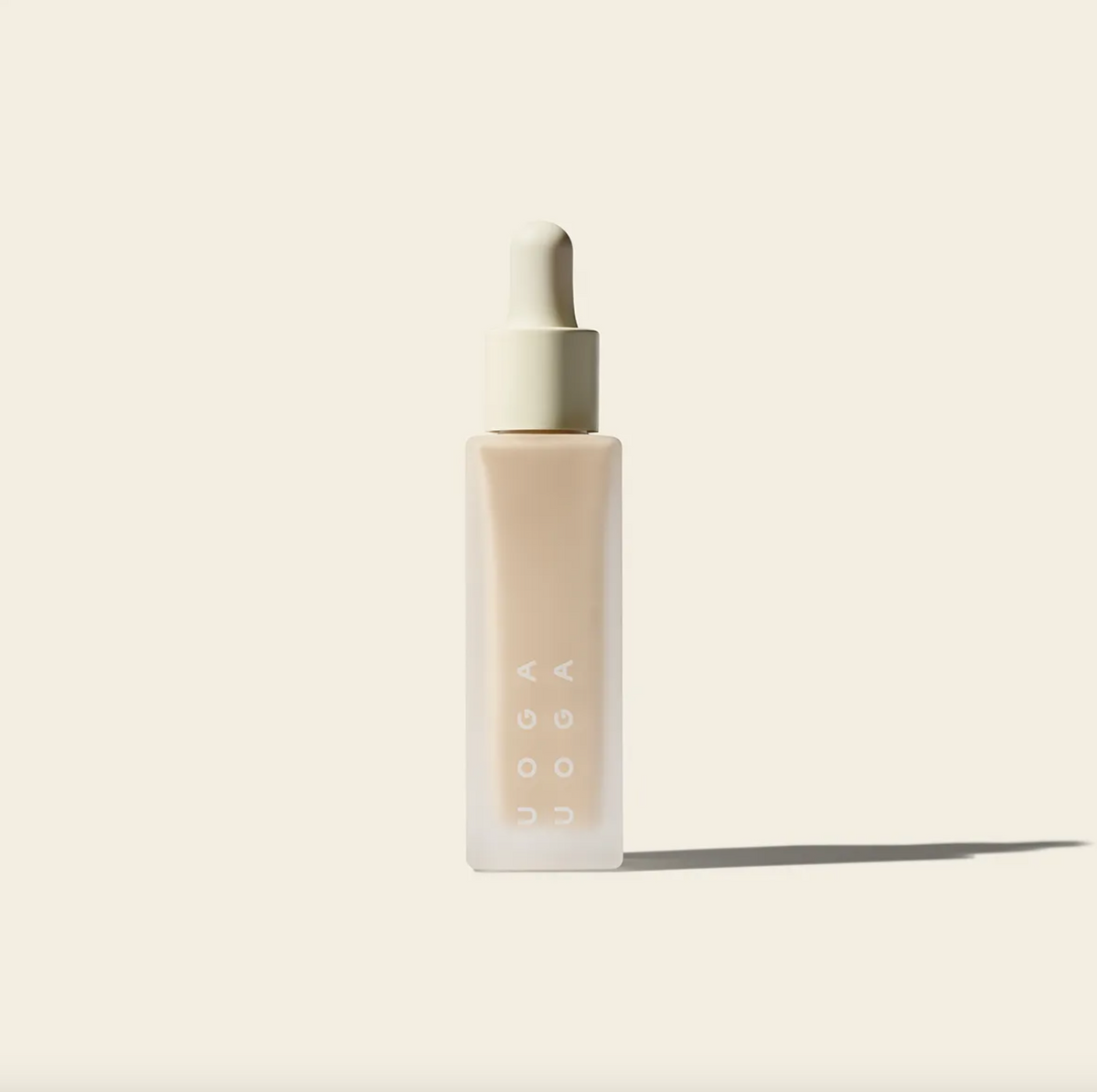 Base de maquillaje sérum mineral bio 683 SPF 20 Uoga Uoga (Copia)
