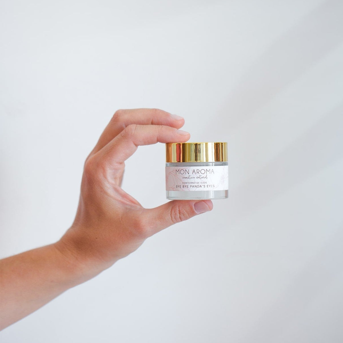 BYE BYE PANDA’S EYE Crema contorno de ojos Mon Aroma