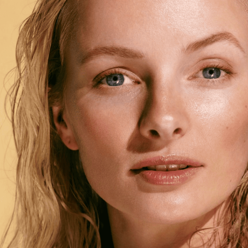 Protector Solar Facial Antiedad SPF30 con Células Madre Vegetales Mádara