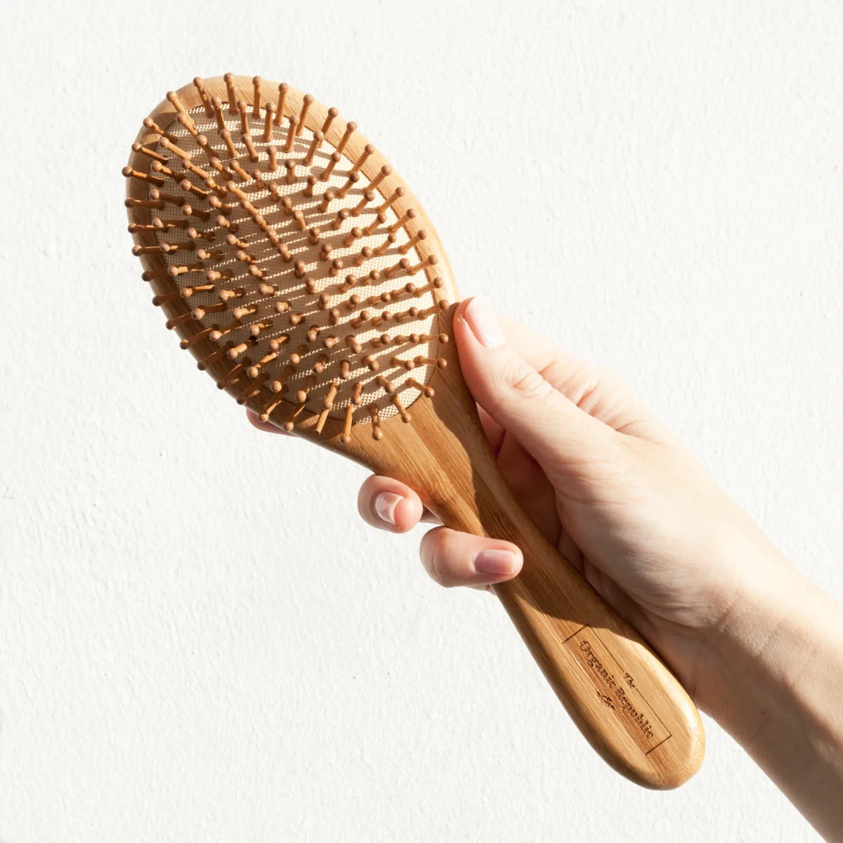 Cepillo de Pelo de Bambú The Organic Republic