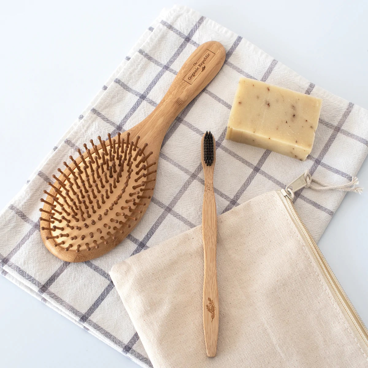 Cepillo de Pelo de Bambú The Organic Republic