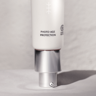 Crema de día SPF15 Radiant Shield Time Miracle Mádara