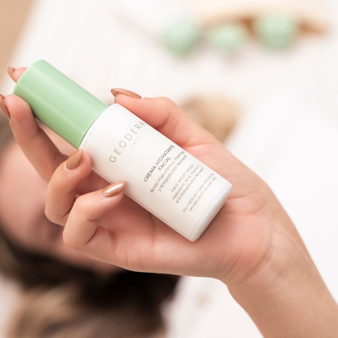 Crema Hidratante Facial con Ácido Hialurónico y Vitamina C Geoderm, crema facial natural vitamina c, crema facial natural acido hialuronico