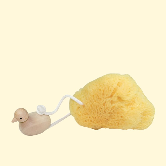 Esponja Marina para Bebé con Patito de Madera Redecker