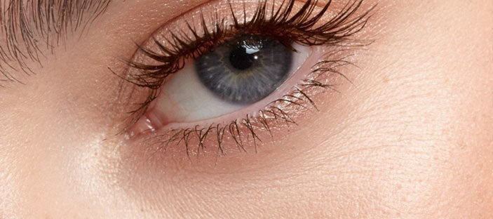 como escoger el mejor color de corrector para tapar las ojeras