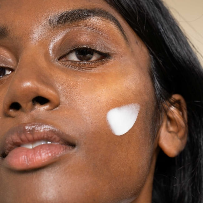Crema de Noche Correctora de Manchas Oscuras Laboratoires Biarritz