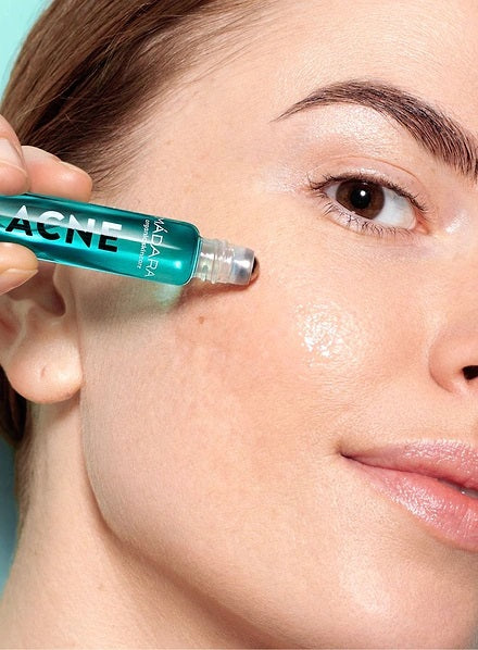 Roll-On Manchas ACNE Mádara