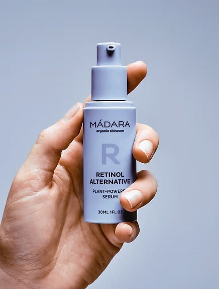 Sérum de Origen Vegetal Retinol Alternative MÁDARA
