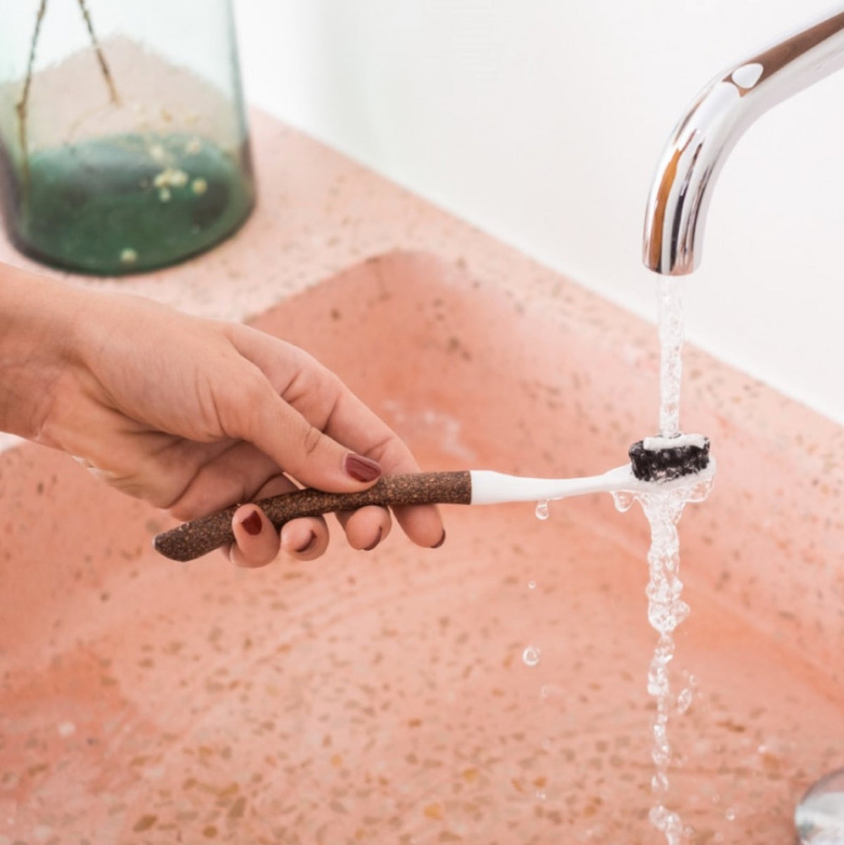 Cepillo Dientes Edith Medium con Cabeza Reemplazable Bioseptyl