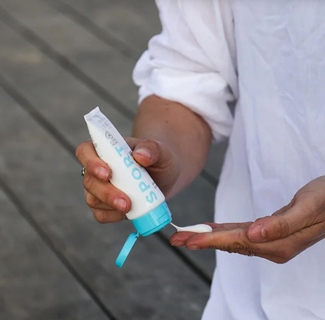 Fluido Aftersun para Después del Sol Ecológico Deporte y Viajes Laboratoires Biarritz