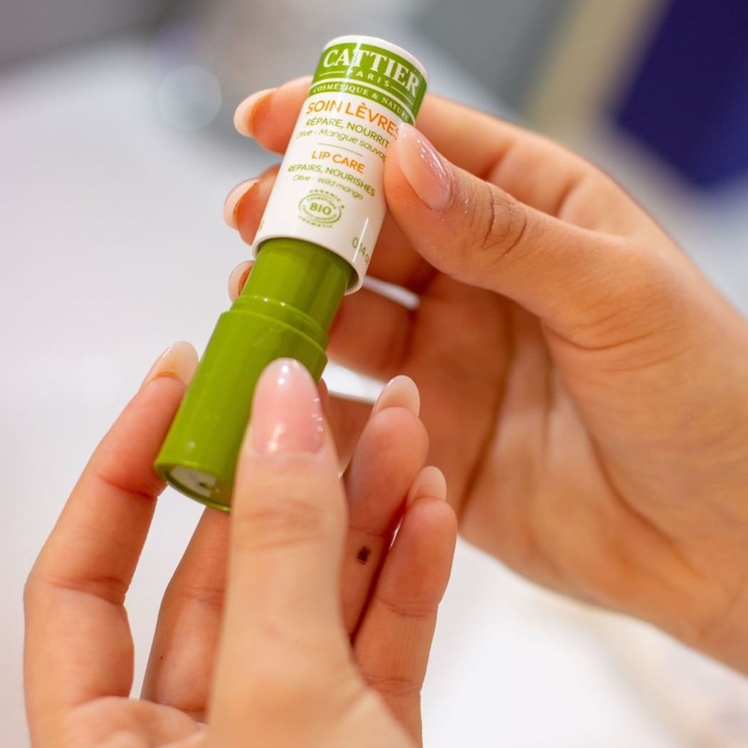 Bálsamo Protector Labial Biológico Oliva y Mango Salvaje Cattier