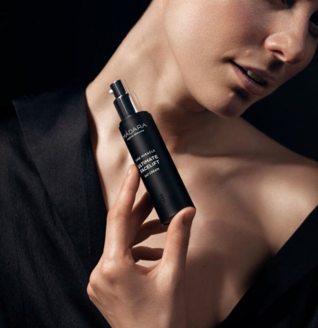 Crema de Día Reafirmante Ultimate Facelift Time Miracle Mádara